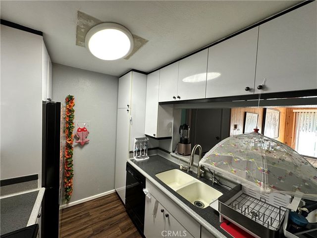 5460 White Oak Ave C106, Encino, CA 91316