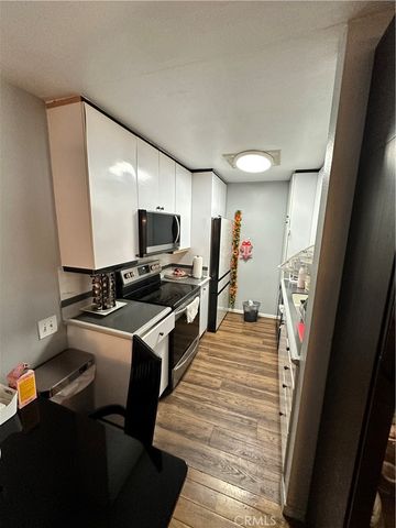 5460 White Oak Ave C106, Encino, CA 91316