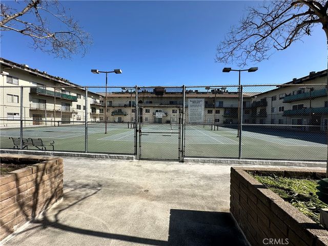 5460 White Oak Ave C106, Encino, CA 91316