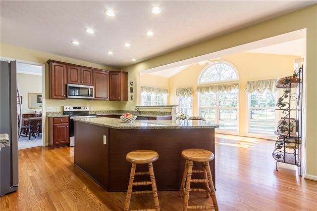 611 Maris Run, Webster, NY 14580