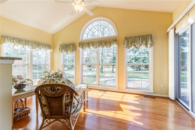 611 Maris Run, Webster, NY 14580