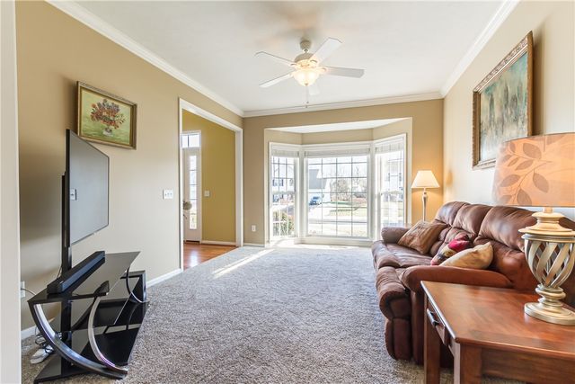 611 Maris Run, Webster, NY 14580