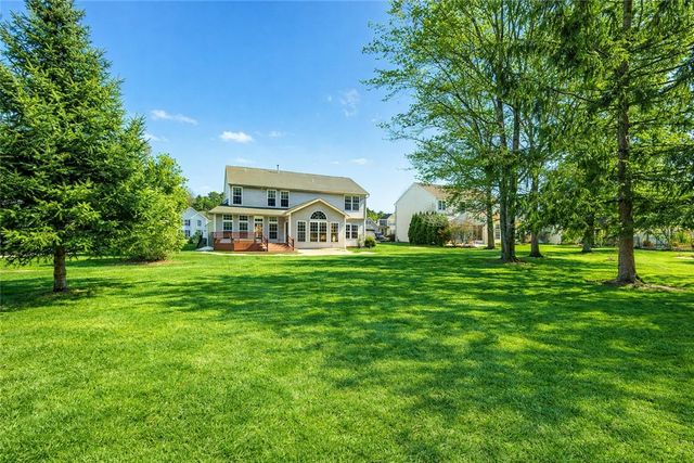 611 Maris Run, Webster, NY 14580