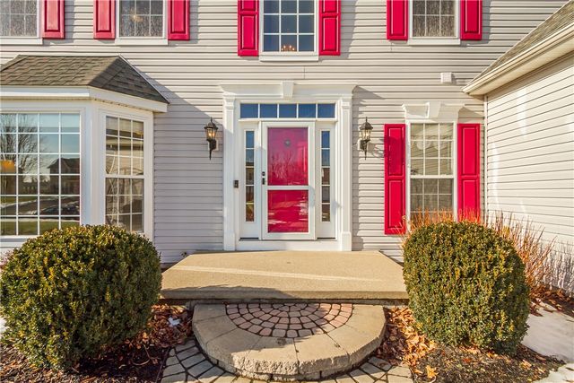 611 Maris Run, Webster, NY 14580