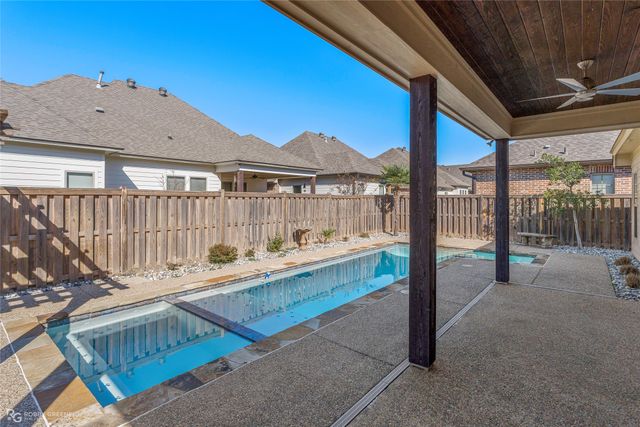 222 Jasmine Walk, Bossier City, LA 71111