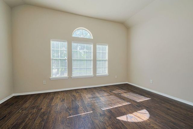 2206 Grand Shore Court, Pearland, TX 77584