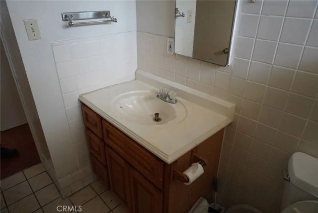 3509 Marmion Way, Los Angeles, CA 90065