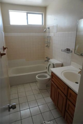 3509 Marmion Way, Los Angeles, CA 90065