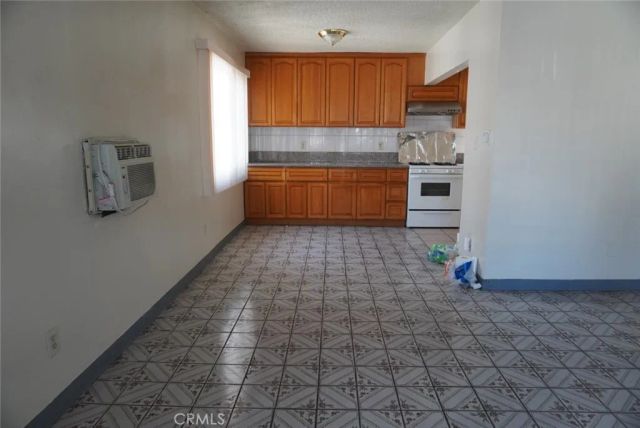 3509 Marmion Way, Los Angeles, CA 90065