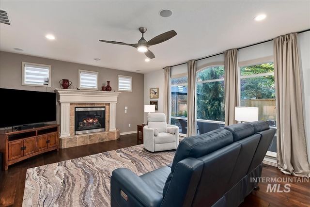 13288 W Heatherbrook Drive, Boise, ID 83713