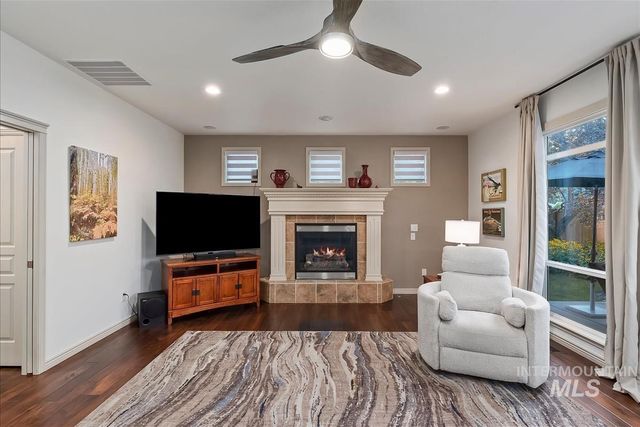 13288 W Heatherbrook Drive, Boise, ID 83713