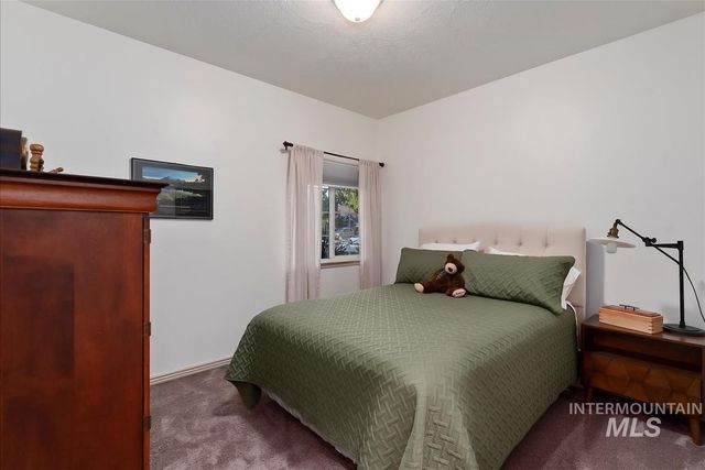 13288 W Heatherbrook Drive, Boise, ID 83713
