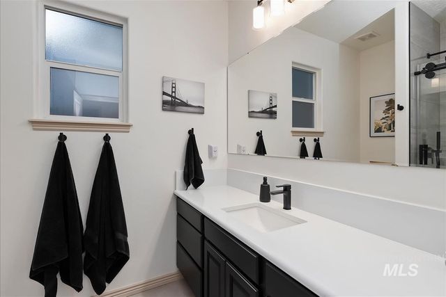 13288 W Heatherbrook Drive, Boise, ID 83713