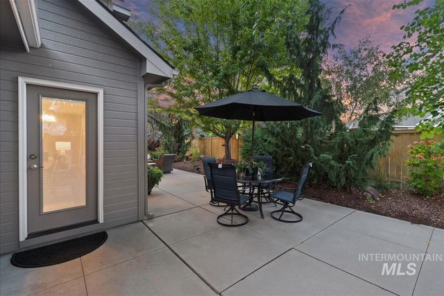 13288 W Heatherbrook Drive, Boise, ID 83713