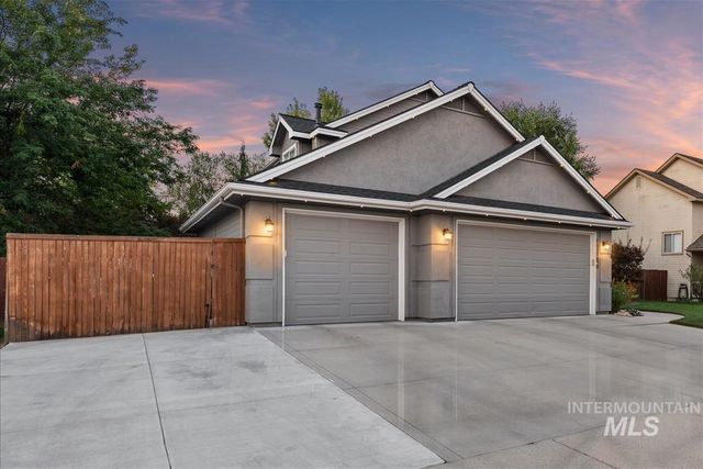 13288 W Heatherbrook Drive, Boise, ID 83713