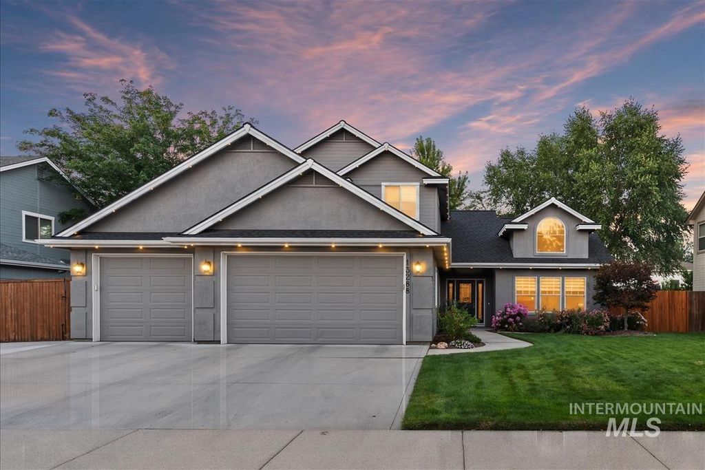 13288 W Heatherbrook Drive, Boise, ID 83713