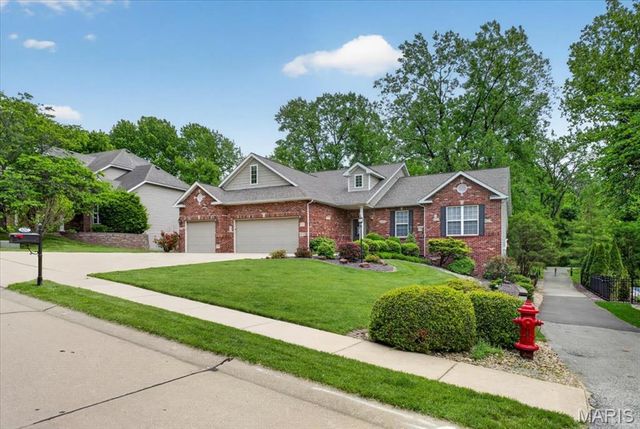 6237 Timberwolfe Drive, Glen Carbon, IL 62034