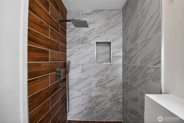 6502 48th Street E, Puyallup, WA 98371