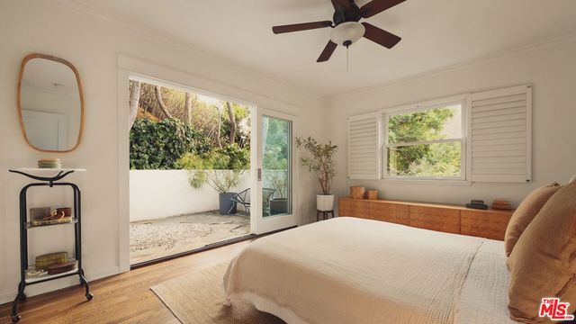 7218 La Presa Drive, Los Angeles, CA 90068