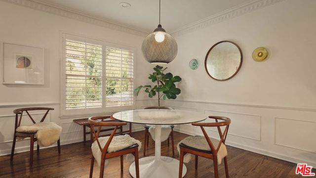 7218 La Presa Drive, Los Angeles, CA 90068