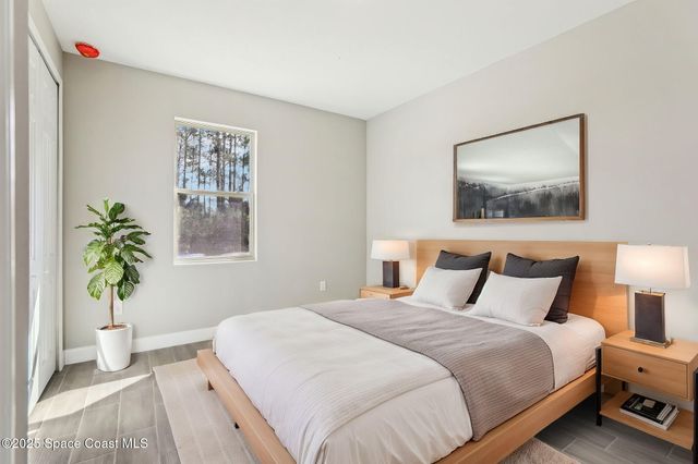 1049 Towhlen Street SE, Palm Bay, FL 32909