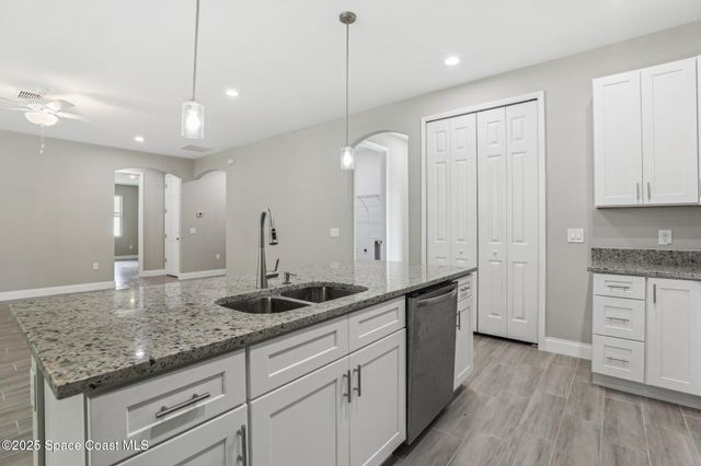 1049 Towhlen Street SE, Palm Bay, FL 32909