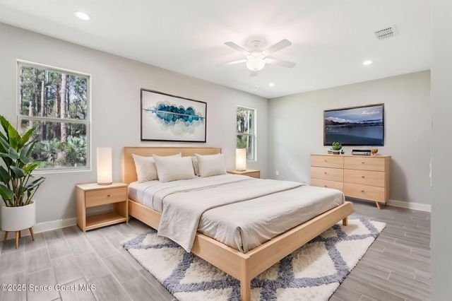 1049 Towhlen Street SE, Palm Bay, FL 32909