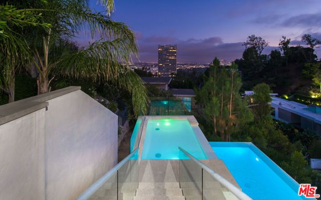 9274 Sierra Mar, Los Angeles, CA 90069
