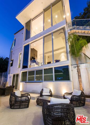 9274 Sierra Mar, Los Angeles, CA 90069