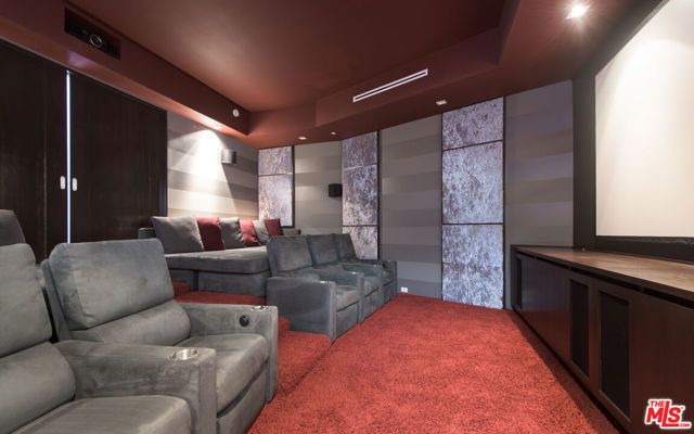 9274 Sierra Mar, Los Angeles, CA 90069