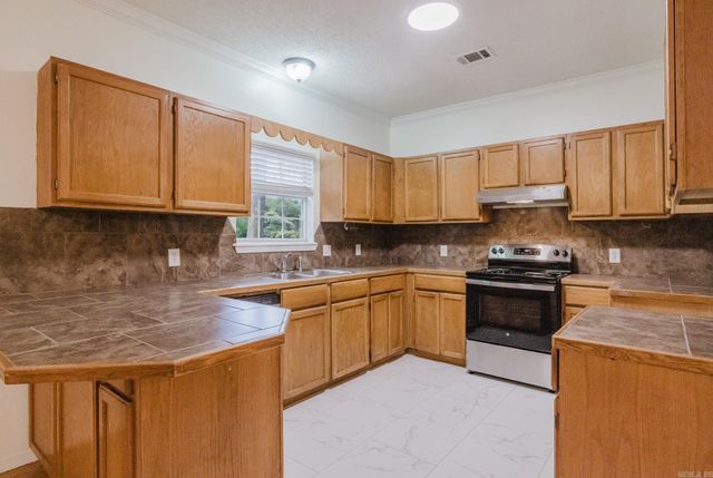 1713 Durwood St, Benton, AR 72019