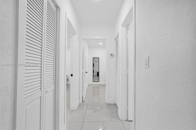 2020 NW 51st St, Miami, FL 33142