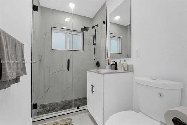 2020 NW 51st St, Miami, FL 33142