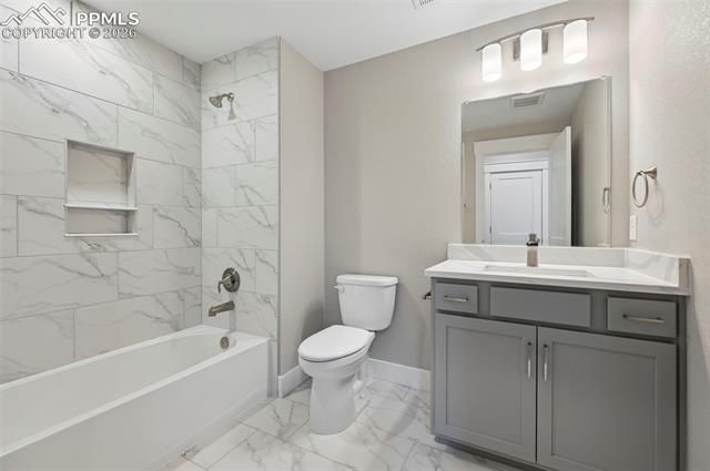 5940 Eagle Glen View 101, Colorado Springs, CO 80919