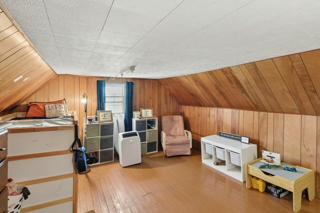 1670 W Union Chapel Road, Nixa, MO 65714