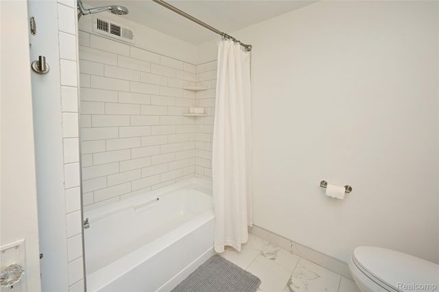232 W Houstonia Avenue, Royal Oak, MI 48073