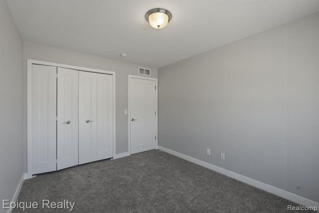 25495 Grandview Lane 25, Novi, MI 48375