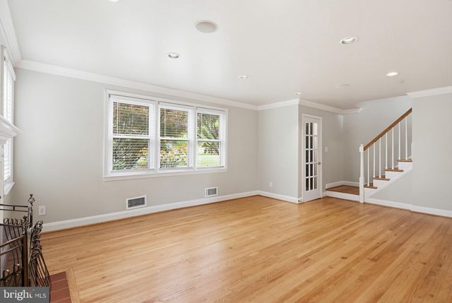 8111 BARKSDALE RD, Baltimore, MD 21286