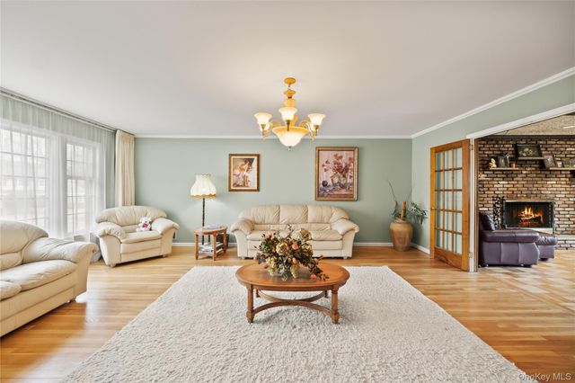 13 Beaumont Drive, New City, NY 10956
