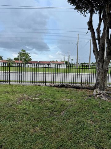 9401 SW 4th Street 103, Miami, FL 33174