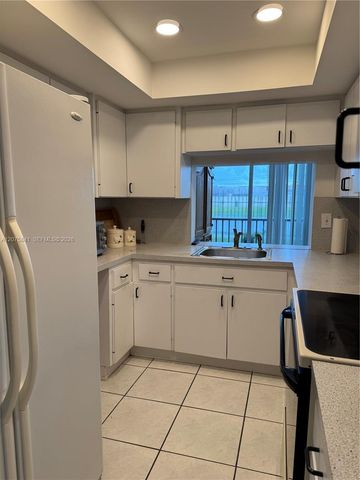 9401 SW 4th Street 103, Miami, FL 33174
