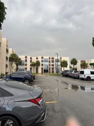 9401 SW 4th Street 103, Miami, FL 33174