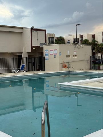 9401 SW 4th Street 103, Miami, FL 33174