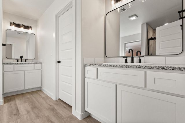 2314 Abbeville Avenue, Wolfforth, TX 79382