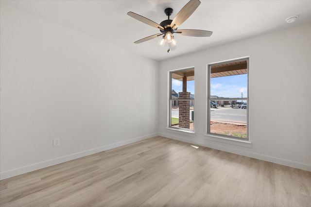 2314 Abbeville Avenue, Wolfforth, TX 79382