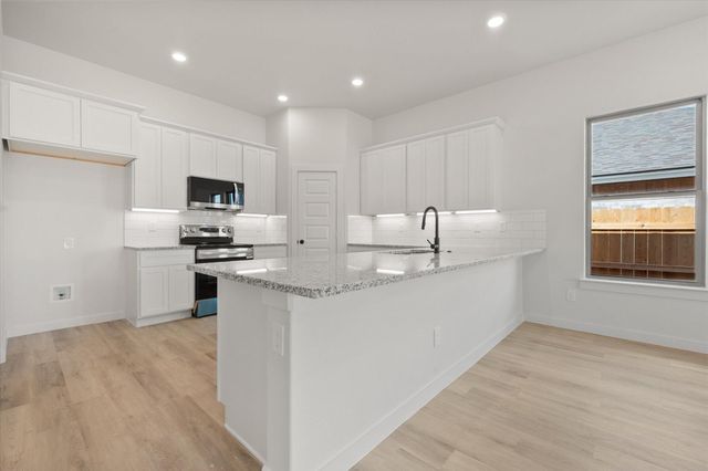 2314 Abbeville Avenue, Wolfforth, TX 79382