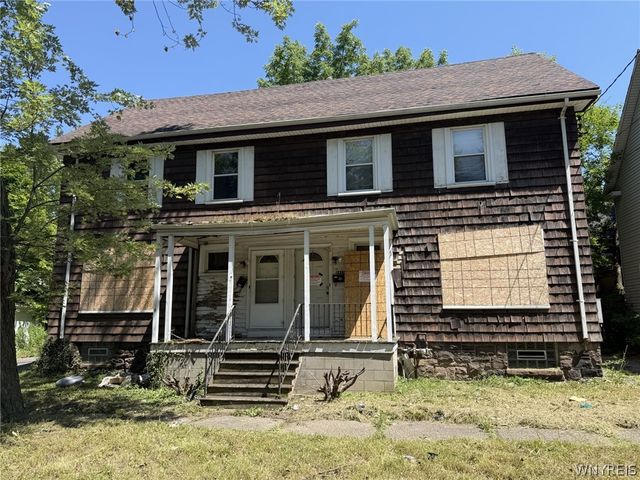 1600 Cleveland Avenue, Niagara Falls, NY 14305