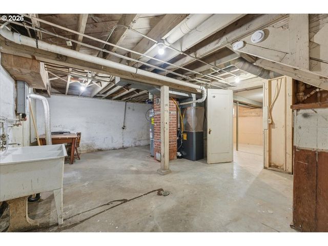 4903 Se 76TH Ave, Portland, OR 97206