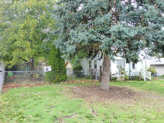 4903 Se 76TH Ave, Portland, OR 97206
