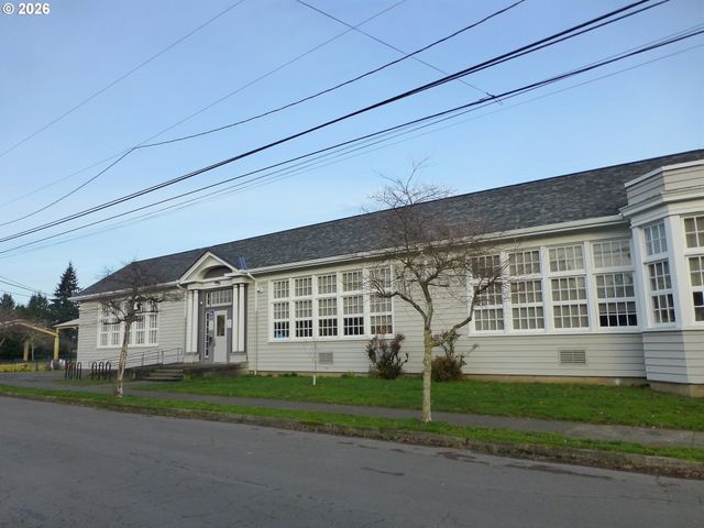 4903 Se 76TH Ave, Portland, OR 97206